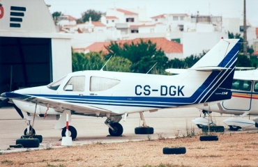 CS-DGK (14302) 1977 Rockwell Commander 114