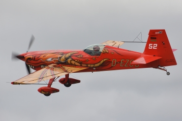 D-EZOO, (cn SC025), Extra EA-330SC