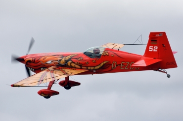 D-EZOO, (cn SC025), Extra EA-330SC