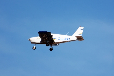 G-LFSI, (cn 28-26850), Piper PA-28-140 Cherokee