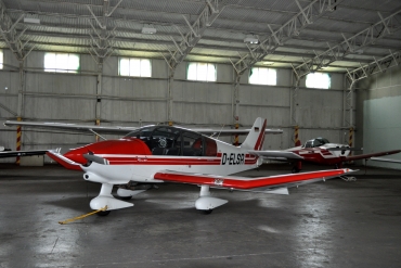 D-ELSR (2012) 1991 Robin DR-400-180R Remorqueur