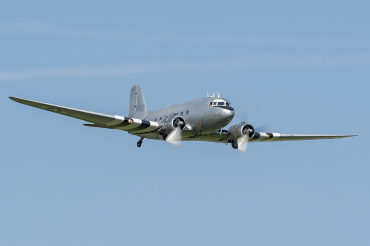 F-AZOX (16604) 1944 Douglas C-47B Skytrain