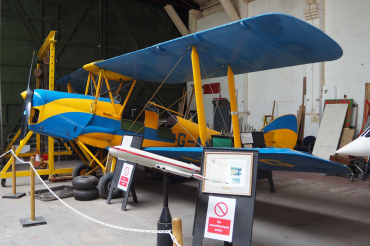 G-ANNG (85504) 1942 DeHavilland DH-82A Tiger Moth