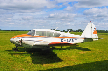 G-ASMY (23-2032) 1962 Piper PA-23-160 Apache