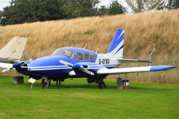 G-AYMO (27-2995) 1965 Piper PA-23-250 Aztec
