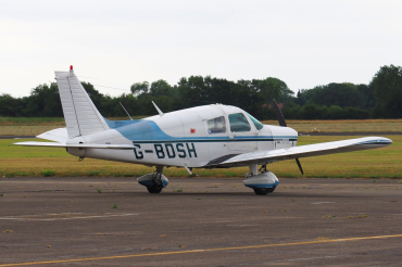 G-BDSH 1975 Piper PA-28-140 Cherokee Cruiser