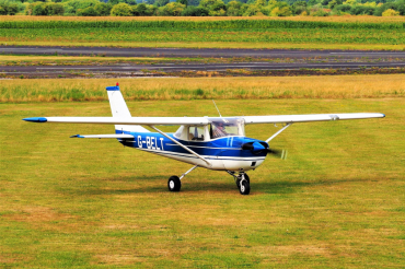G-BELT (0409X) 1976 Reims-Cessna F150J