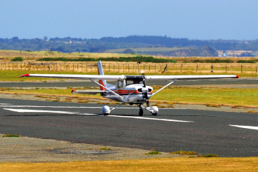 G-BHFI (1685) 1980 Reims-Cessna F152