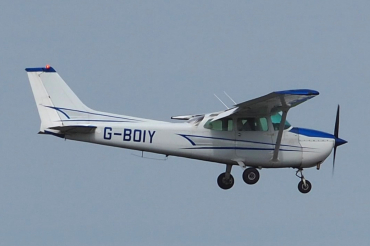 G-BOIY (172-67738) 1976 Cessna 172N