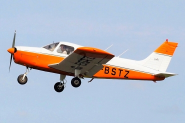 G-BSTZ (28-7725153) 1977 Piper PA-28-140 Cherokee Cruiser