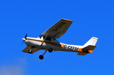 G-CEFM (152-84357) 1980 Cessna 152