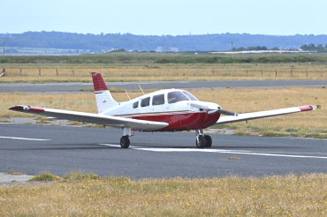 G-CIFY · Piper PA-28-181 Cherokee Archer III · EGCK