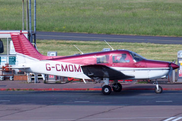 G-CMOM 1989 Piper PA-28-161 Cadet