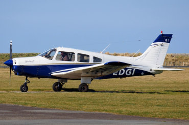 G-EDGI (28-7916565) Piper PA-28-161 Cherokee Warrior II