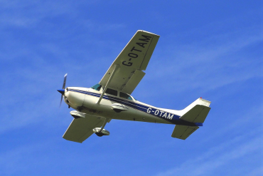 G-OTAM (172-64098) 1974 Cessna 172M Skyhawk