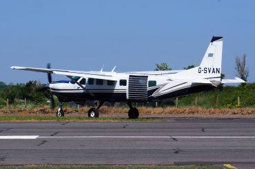 G-SVAN (B-0946) 2002 Cessna 208B Grand Caravan