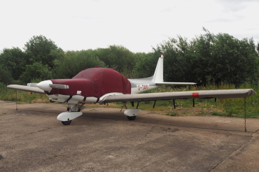 G-TAYI (8008) 1989 Grob G-115