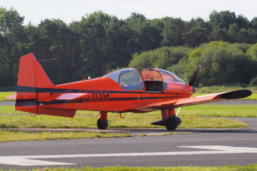 G-TOUR (187) 1979 Robin R-2112 Alpha