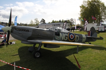 SE-BIR (CBAF.IX.4644) Supermarine 361 Spitfire LF16E