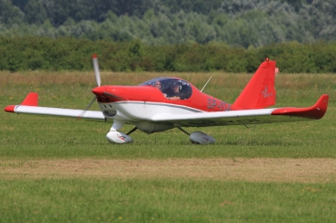 SP-YOI Aero AT-4