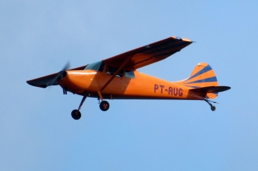 PT-AUG (26698) Cessna 170B