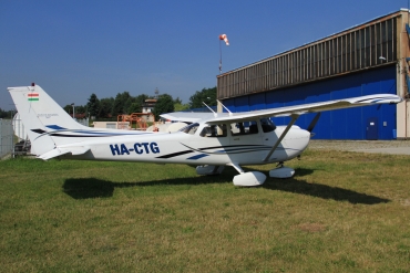 HA-CTG (172S10139) Cessna 172 Skyhawk