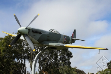 TE288 2005 Supermarine 361 Spitfire LF16E Replica