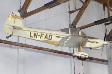 LN-FAD (L-355/67) Piel CP.301 Emeraude