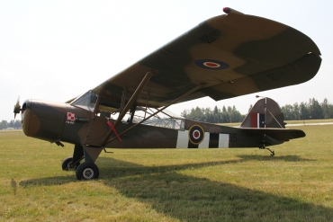 SP-YHU (799) Auster J4