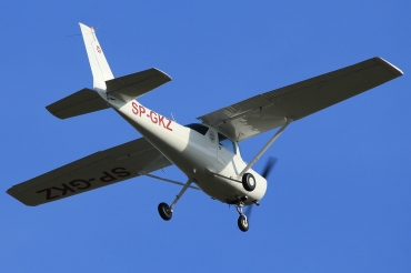 SP-GKZ (15285270) Cessna 152 II