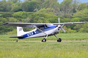 N71CW (18051093)  1962 Cessna 180 Skywagon