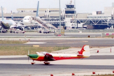 D-KBUY (44669) 2001 Scheibe SF.25C Falke