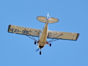 SE-IZS Piper PA-22-108 Colt