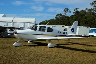 VH-EFB (1376) 2003 Cirrus SR20