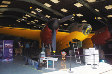 W4050 (98001) 1940 DeHavilland DH.98 Mosquito Prototype