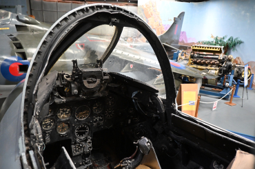 WT694 · Hawker Hunter F.51 · EGCK