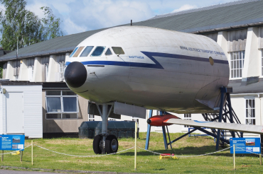 XK699 / 7971M 1956 DeHavilland DH-106 Comet C2