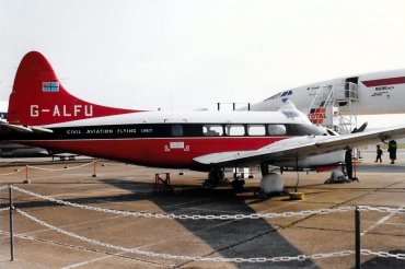G-ALFU (04234) 1949 De Havilland DH-104 Dove 6