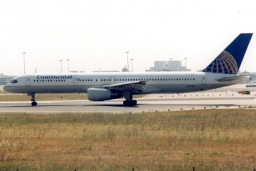 N17133 (029282) Boeing 757-224