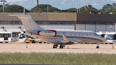 D-BOLD (cn 55010035) Embraer 545 Legacy