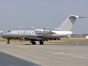 G-REYS (5467) 2000 Bombardier Challenger 604