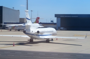 VQ-BGG (5) 2007 Dassault Falcon 7X
