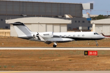 N60GG (1351) 1999 Gulfstream Aerospace G-IV(SP)