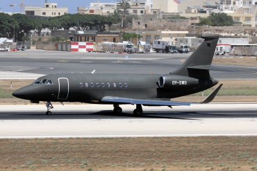OY-SWO (725) 2015 Dassault Falcon 2000S
