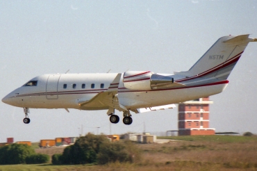 N5TM (5076) 1990 Bombardier Challenger 601-3A