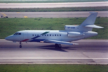VP-CGB (145) 1994 Dassault Falcon 900B