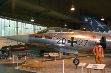 20+37 (683-2044) Lockheed F-104G Starfighter