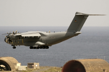 54+03 (030) 2015 Airbus A400M-180