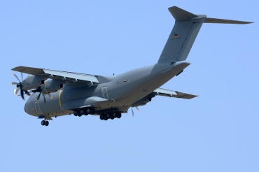 54+03 (030) 2015 Airbus A400M-180