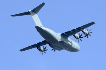 54+03 (030) 2015 Airbus A400M-180